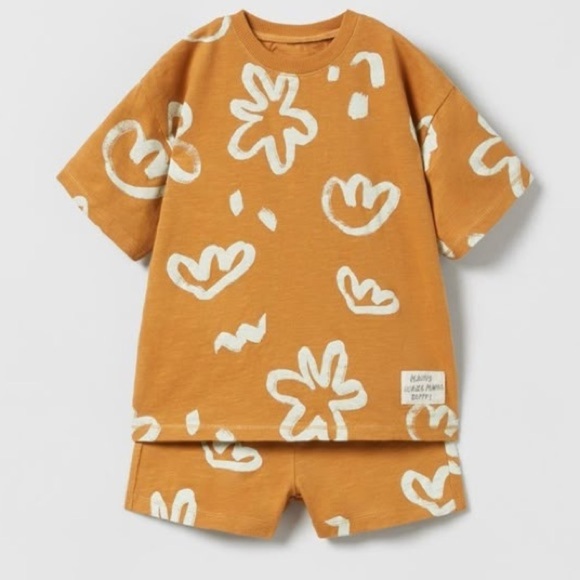 Zara Other - Zara Cute Tan and Cream Toddler Floral Set 18-24 Months